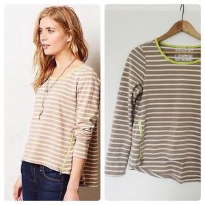 Anthropologie Lisi’s Closet Side zip Tee Size XS